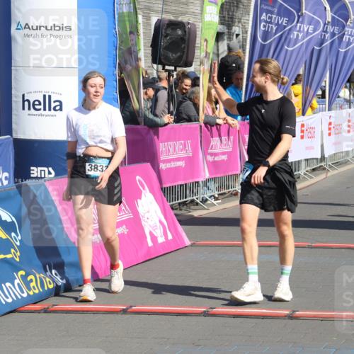 12.04.2026 - 45. Internationalen Wilhelmsburger Insellauf Strokosch-Dieckow http://msf.ph/oto/9462198 12.04.2026 11:10:29 Ziel 3833, 4251, 3077, 5651 meine-sportfotos.de