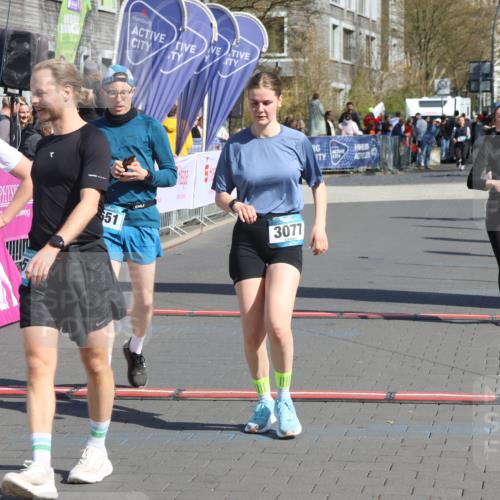 12.04.2026 - 45. Internationalen Wilhelmsburger Insellauf Strokosch-Dieckow http://msf.ph/oto/9462283 12.04.2026 11:10:33 Ziel 3077, 5651, 5851 meine-sportfotos.de
