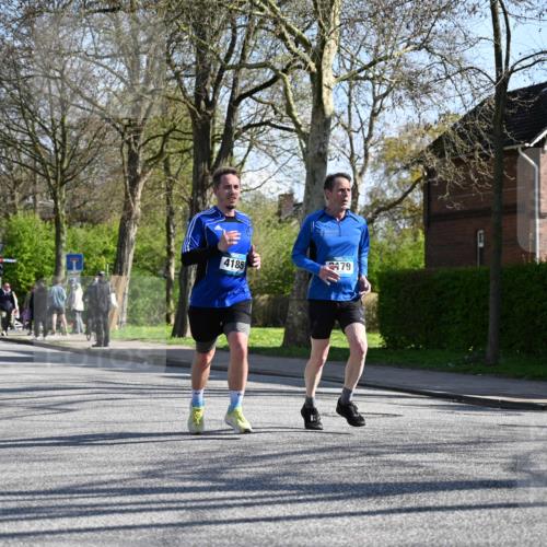 12.04.2026 - 45. Internationalen Wilhelmsburger Insellauf J. Mangold http://msf.ph/oto/9462316 12.04.2026 10:49:00 Ziel 3695, 5039, 2672, 4789, 4661, 5360, 5649, 2649, 2231, 3200, 4185, 2179, 3427, 2635, 2732, 2371, 2732, 2371, 3363, 2661, 4715, 2392, 3036, 2048, 3357 meine-sportfotos.de