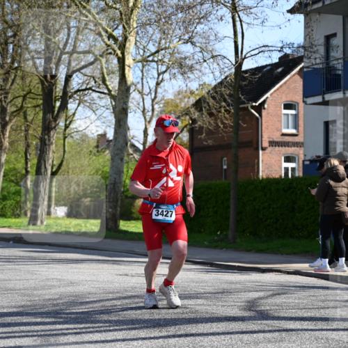 12.04.2026 - 45. Internationalen Wilhelmsburger Insellauf J. Mangold http://msf.ph/oto/9462341 12.04.2026 10:49:07 Ziel 2649, 2231, 3200, 4185, 2179, 3427, 2635, 2732, 2371, 3363, 2661, 4715, 2392, 3036, 2048, 3357, 2655, 5441, 3546 meine-sportfotos.de