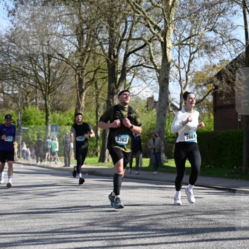 12.04.2026 - 45. Internationalen Wilhelmsburger Insellauf J. Mangold http://msf.ph/oto/9462423 12.04.2026 10:49:22 Ziel 3427, 2635, 2732, 2371, 3363, 2661, 4715, 2392, 3036, 2048, 3357, 3357, 2655, 5441, 3546, 2618, 2176, 2054, 3329, 3459, 4855 meine-sportfotos.de