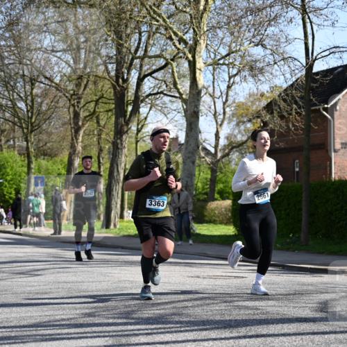 12.04.2026 - 45. Internationalen Wilhelmsburger Insellauf J. Mangold http://msf.ph/oto/9462427 12.04.2026 10:49:23 Ziel 2635, 2732, 2371, 3363, 2661, 4715, 2392, 3036, 2048, 3357, 2655, 5441, 3546, 2618, 2176, 2176, 2054, 3329, 3459, 4855 meine-sportfotos.de