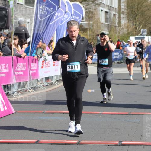 12.04.2026 - 45. Internationalen Wilhelmsburger Insellauf Strokosch-Dieckow http://msf.ph/oto/9462438 12.04.2026 11:10:53 Ziel 2811, 2346 meine-sportfotos.de