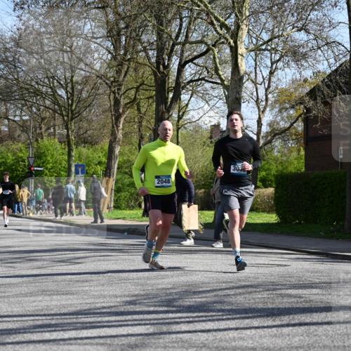 12.04.2026 - 45. Internationalen Wilhelmsburger Insellauf J. Mangold http://msf.ph/oto/9462490 12.04.2026 10:49:32 Ziel 3363, 2661, 4715, 2392, 3036, 2048, 3357, 2655, 5441, 3546, 2618, 2176, 2054, 3329, 3459, 4855, 4929, 4634 meine-sportfotos.de
