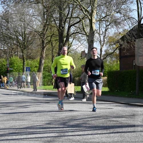 12.04.2026 - 45. Internationalen Wilhelmsburger Insellauf J. Mangold http://msf.ph/oto/9462491 12.04.2026 10:49:32 Ziel 3363, 2661, 4715, 2392, 3036, 2048, 3357, 2655, 5441, 3546, 2618, 2176, 2054, 3329, 3459, 4855, 4929, 4634 meine-sportfotos.de