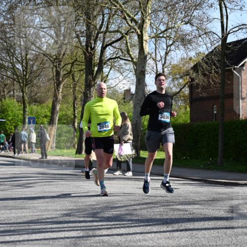 12.04.2026 - 45. Internationalen Wilhelmsburger Insellauf J. Mangold http://msf.ph/oto/9462494 12.04.2026 10:49:33 Ziel 3363, 2661, 4715, 2392, 3036, 2048, 3357, 2655, 5441, 3546, 2618, 2618, 2176, 2054, 3329, 3459, 4855, 4929, 4634, 3186, 3326, 3556 meine-sportfotos.de
