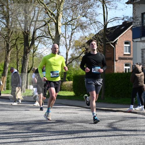 12.04.2026 - 45. Internationalen Wilhelmsburger Insellauf J. Mangold http://msf.ph/oto/9462502 12.04.2026 10:49:33 Ziel 3363, 2661, 4715, 2392, 3036, 2048, 3357, 2655, 5441, 3546, 2618, 2618, 2176, 2054, 3329, 3459, 4855, 4929, 4634, 3186, 3326, 3556 meine-sportfotos.de