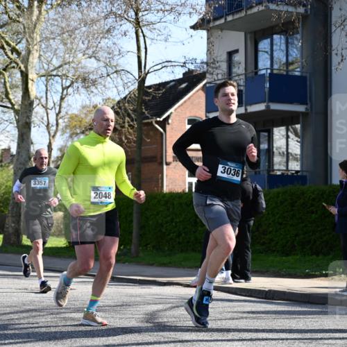 12.04.2026 - 45. Internationalen Wilhelmsburger Insellauf J. Mangold http://msf.ph/oto/9462513 12.04.2026 10:49:34 Ziel 2661, 4715, 2392, 3036, 2048, 3357, 2655, 5441, 3546, 2618, 2176, 2054, 3329, 3459, 4855, 4855, 4929, 4634, 3186, 3326, 3556, 3228 meine-sportfotos.de