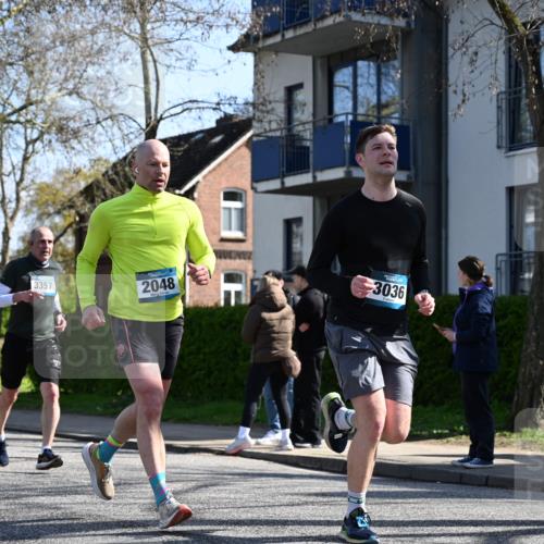 12.04.2026 - 45. Internationalen Wilhelmsburger Insellauf J. Mangold http://msf.ph/oto/9462516 12.04.2026 10:49:34 Ziel 2661, 4715, 2392, 3036, 2048, 3357, 2655, 5441, 3546, 2618, 2176, 2054, 3329, 3459, 4855, 4855, 4929, 4634, 3186, 3326, 3556, 3228 meine-sportfotos.de
