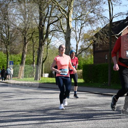 12.04.2026 - 45. Internationalen Wilhelmsburger Insellauf J. Mangold http://msf.ph/oto/9462587 12.04.2026 10:49:43 Ziel 3036, 2048, 3357, 2655, 5441, 3546, 2618, 2176, 2054, 3329, 3459, 4855, 4929, 4634, 4634, 3186, 3326, 3556, 3228, 5041, 5033, 4435, 2720, 3234, 3855 meine-sportfotos.de