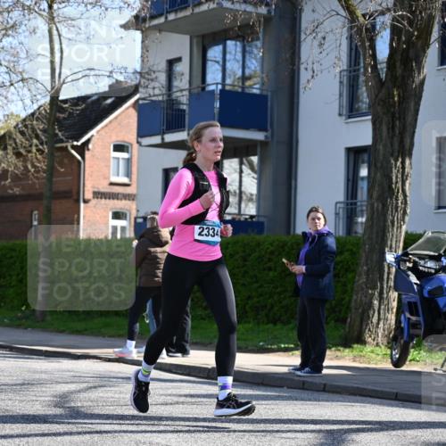 12.04.2026 - 45. Internationalen Wilhelmsburger Insellauf J. Mangold http://msf.ph/oto/9462632 12.04.2026 10:49:55 Ziel 2618, 2176, 2054, 3329, 3459, 4855, 4929, 4634, 4634, 3186, 3326, 3556, 3228, 5041, 5033, 4435, 2720, 3234, 3855, 2154, 3608 meine-sportfotos.de