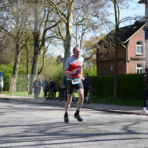 12.04.2026 - 45. Internationalen Wilhelmsburger Insellauf J. Mangold http://msf.ph/oto/9462729 12.04.2026 10:50:14 Ziel 4929, 4634, 3186, 3326, 3556, 3228, 5041, 5033, 4435, 2720, 3234, 3855, 2154, 3608, 4903, 2496, 2198, 2197 meine-sportfotos.de