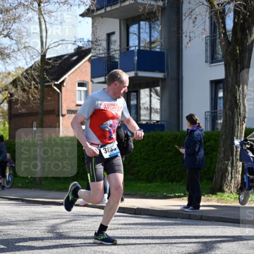 12.04.2026 - 45. Internationalen Wilhelmsburger Insellauf J. Mangold http://msf.ph/oto/9462747 12.04.2026 10:50:15 Ziel 4634, 3186, 3326, 3556, 3228, 5041, 5033, 4435, 2720, 3234, 3855, 2154, 3608, 4903, 2496, 2198, 2197 meine-sportfotos.de
