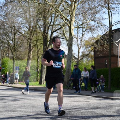 12.04.2026 - 45. Internationalen Wilhelmsburger Insellauf J. Mangold http://msf.ph/oto/9462755 12.04.2026 10:50:16 Ziel 4634, 3186, 3326, 3556, 3228, 5041, 5033, 4435, 2720, 3234, 3855, 2154, 3608, 4903, 2496, 2198, 2197 meine-sportfotos.de