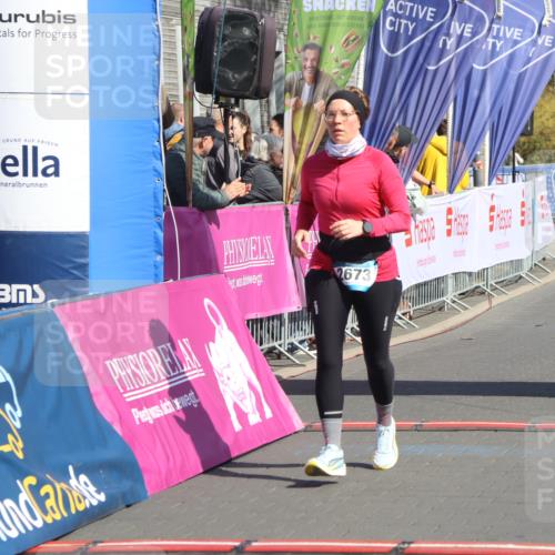 12.04.2026 - 45. Internationalen Wilhelmsburger Insellauf Strokosch-Dieckow http://msf.ph/oto/9462756 12.04.2026 11:11:39 Ziel 2673, 2326, 4633 meine-sportfotos.de