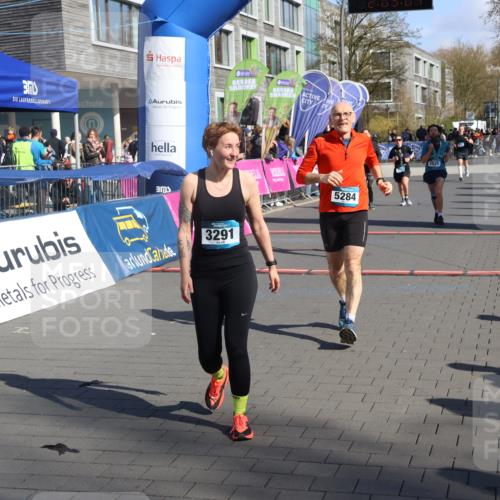 12.04.2026 - 45. Internationalen Wilhelmsburger Insellauf Strokosch-Dieckow http://msf.ph/oto/9462793 12.04.2026 10:53:02 Ziel 3291, 5284, 3577, 2625, 4008, 3237 meine-sportfotos.de