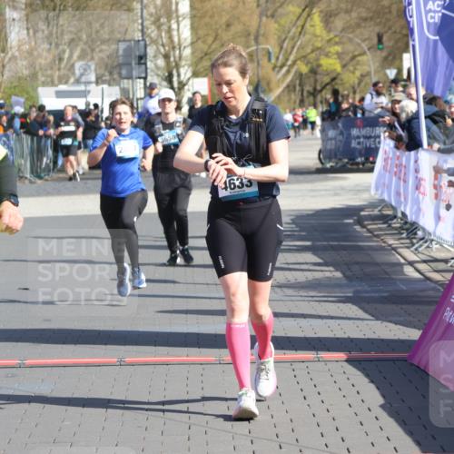 12.04.2026 - 45. Internationalen Wilhelmsburger Insellauf Strokosch-Dieckow http://msf.ph/oto/9462804 12.04.2026 11:11:42 Ziel 2673, 2326, 4633, 2867 meine-sportfotos.de