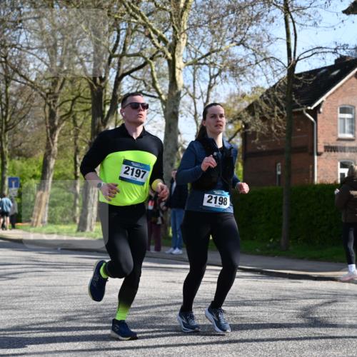 12.04.2026 - 45. Internationalen Wilhelmsburger Insellauf J. Mangold http://msf.ph/oto/9462840 12.04.2026 10:50:44 Ziel 4903, 2496, 2198, 2197, 3039, 3550, 4659, 2935, 5823, 2762, 5618, 4756, 2506, 3996, 5608, 2598, 3049, 4263 meine-sportfotos.de