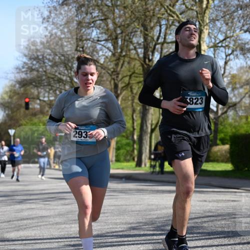 12.04.2026 - 45. Internationalen Wilhelmsburger Insellauf J. Mangold http://msf.ph/oto/9462920 12.04.2026 10:51:00 Ziel 3039, 3550, 4659, 2935, 5823, 2762, 5618, 4756, 2506, 3996, 5608, 2598, 3049, 4263, 5769, 3572, 4503 meine-sportfotos.de