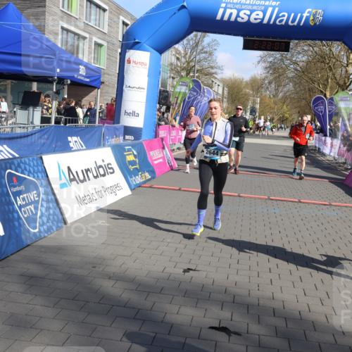 12.04.2026 - 45. Internationalen Wilhelmsburger Insellauf Strokosch-Dieckow http://msf.ph/oto/9463021 12.04.2026 11:12:06 Ziel 4430, 2644, 3112, 2725, 2770 meine-sportfotos.de