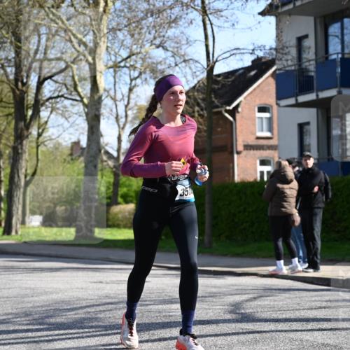 12.04.2026 - 45. Internationalen Wilhelmsburger Insellauf J. Mangold http://msf.ph/oto/9463029 12.04.2026 10:51:24 Ziel 4756, 2506, 3996, 5608, 2598, 3049, 4263, 5769, 3572, 4503, 3183, 3567, 2729, 5553, 2837, 4541, 2432, 4414, 5671, 4596, 4024, 5789 meine-sportfotos.de