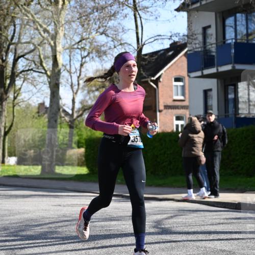12.04.2026 - 45. Internationalen Wilhelmsburger Insellauf J. Mangold http://msf.ph/oto/9463030 12.04.2026 10:51:24 Ziel 4756, 2506, 3996, 5608, 2598, 3049, 4263, 5769, 3572, 4503, 3183, 3567, 2729, 5553, 2837, 4541, 2432, 4414, 5671, 4596, 4024, 5789 meine-sportfotos.de
