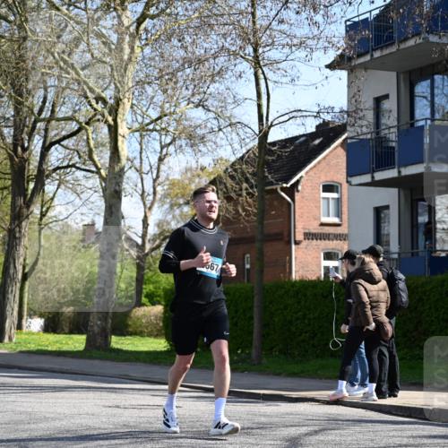12.04.2026 - 45. Internationalen Wilhelmsburger Insellauf J. Mangold http://msf.ph/oto/9463125 12.04.2026 10:51:48 Ziel 3183, 3567, 2729, 5553, 2837, 4541, 2432, 4414, 5671, 4596, 4024, 5789, 5789, 3151, 3674, 3184, 3366, 3923, 3887, 3102, 3852, 2239, 2256, 2255, 5501, 5574, 4710 meine-sportfotos.de