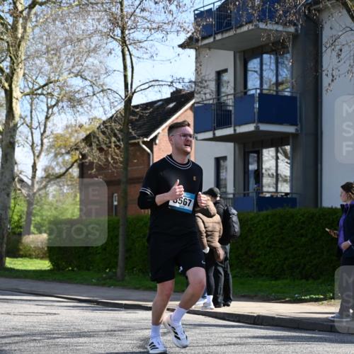 12.04.2026 - 45. Internationalen Wilhelmsburger Insellauf J. Mangold http://msf.ph/oto/9463137 12.04.2026 10:51:49 Ziel 3183, 3567, 2729, 5553, 2837, 4541, 2432, 4414, 5671, 4596, 4024, 5789, 3151, 3674, 3184, 3366, 3923, 3887, 3102, 3852, 2239, 2256, 2255, 5501, 5574, 4710 meine-sportfotos.de