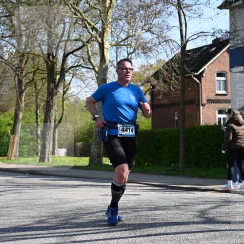 12.04.2026 - 45. Internationalen Wilhelmsburger Insellauf J. Mangold http://msf.ph/oto/9463144 12.04.2026 10:51:50 Ziel 3183, 3567, 2729, 5553, 2837, 4541, 2432, 4414, 5671, 4596, 4024, 5789, 3151, 3674, 3184, 3366, 3923, 3887, 3102, 3852, 2239, 2256, 2255, 5501, 5574, 4710, 4689, 4836 meine-sportfotos.de