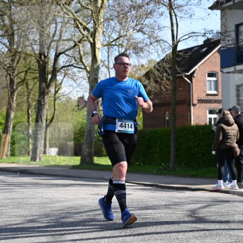 12.04.2026 - 45. Internationalen Wilhelmsburger Insellauf J. Mangold http://msf.ph/oto/9463145 12.04.2026 10:51:50 Ziel 3183, 3567, 2729, 5553, 2837, 4541, 2432, 4414, 5671, 4596, 4024, 5789, 3151, 3674, 3184, 3366, 3923, 3887, 3102, 3852, 2239, 2256, 2255, 5501, 5574, 4710, 4689, 4836 meine-sportfotos.de