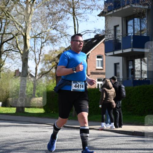 12.04.2026 - 45. Internationalen Wilhelmsburger Insellauf J. Mangold http://msf.ph/oto/9463152 12.04.2026 10:51:51 Ziel 3183, 3567, 2729, 5553, 2837, 4541, 2432, 4414, 5671, 4596, 4024, 5789, 3151, 3674, 3151, 3674, 3184, 3366, 3923, 3887, 3102, 3852, 2239, 2256, 2255, 5501, 5574, 4710, 4689, 4836 meine-sportfotos.de