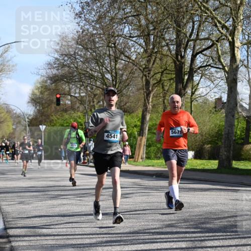 12.04.2026 - 45. Internationalen Wilhelmsburger Insellauf J. Mangold http://msf.ph/oto/9463155 12.04.2026 10:51:53 Ziel 3183, 3567, 2729, 5553, 2837, 4541, 2432, 4414, 5671, 4596, 4024, 5789, 3151, 3674, 3184, 3184, 3366, 3923, 3887, 3102, 3852, 2239, 2256, 2255, 2256, 2255, 5501, 5574, 4710, 4689, 4836 meine-sportfotos.de