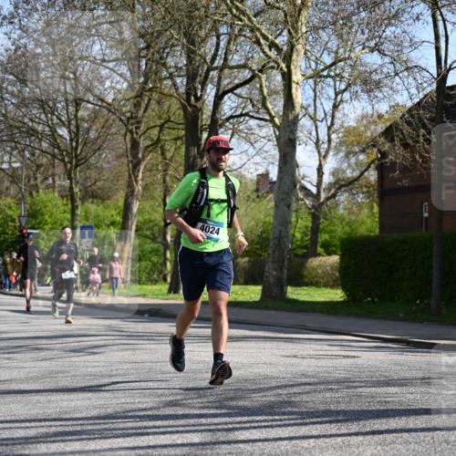 12.04.2026 - 45. Internationalen Wilhelmsburger Insellauf J. Mangold http://msf.ph/oto/9463187 12.04.2026 10:51:57 Ziel 3567, 2729, 5553, 2837, 4541, 2432, 4414, 5671, 4596, 4024, 5789, 3151, 3674, 3184, 3366, 3923, 3887, 3102, 3887, 3102, 3852, 2239, 2256, 2255, 5501, 5574, 4710, 4689, 4836, 3291, 5284 meine-sportfotos.de