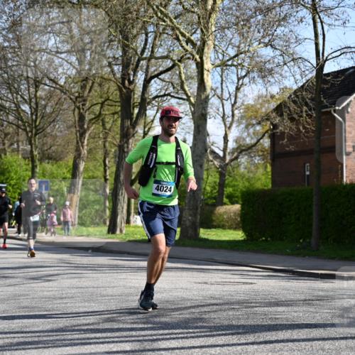 12.04.2026 - 45. Internationalen Wilhelmsburger Insellauf J. Mangold http://msf.ph/oto/9463192 12.04.2026 10:51:57 Ziel 3567, 2729, 5553, 2837, 4541, 2432, 4414, 5671, 4596, 4024, 5789, 3151, 3674, 3184, 3366, 3923, 3887, 3102, 3887, 3102, 3852, 2239, 2256, 2255, 5501, 5574, 4710, 4689, 4836, 3291, 5284 meine-sportfotos.de