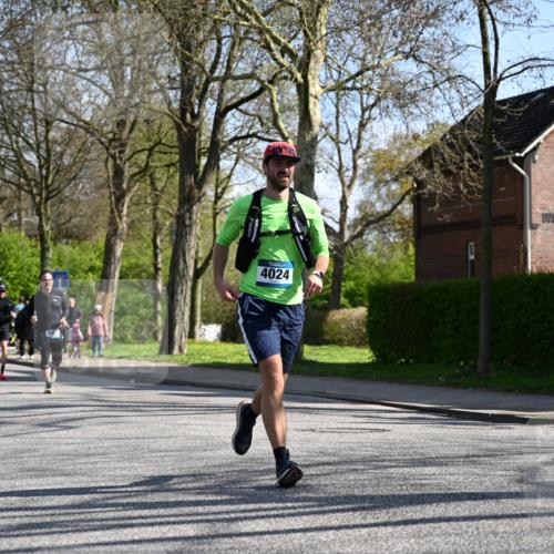 12.04.2026 - 45. Internationalen Wilhelmsburger Insellauf J. Mangold http://msf.ph/oto/9463195 12.04.2026 10:51:57 Ziel 3567, 2729, 5553, 2837, 4541, 2432, 4414, 5671, 4596, 4024, 5789, 3151, 3674, 3184, 3366, 3923, 3887, 3102, 3887, 3102, 3852, 2239, 2256, 2255, 5501, 5574, 4710, 4689, 4836, 3291, 5284 meine-sportfotos.de