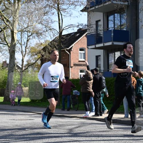 12.04.2026 - 45. Internationalen Wilhelmsburger Insellauf J. Mangold http://msf.ph/oto/9463300 12.04.2026 10:52:18 Ziel 3184, 3366, 3923, 3887, 3102, 3852, 2239, 2256, 2255, 5501, 5574, 4710, 4689, 4836, 3291, 3291, 5284, 3577, 2625, 4008, 3237, 5727, 2746, 2355, 5491, 3576 meine-sportfotos.de