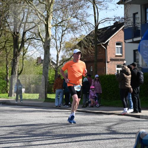 12.04.2026 - 45. Internationalen Wilhelmsburger Insellauf J. Mangold http://msf.ph/oto/9463370 12.04.2026 10:52:28 Ziel 3852, 2239, 2256, 2255, 5501, 5574, 4710, 4689, 4836, 3291, 5284, 3577, 2625, 4008, 3237, 5727, 5727, 2746, 2355, 5491, 3576, 4457, 2978, 2004 meine-sportfotos.de