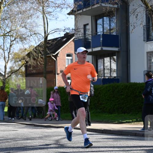12.04.2026 - 45. Internationalen Wilhelmsburger Insellauf J. Mangold http://msf.ph/oto/9463385 12.04.2026 10:52:28 Ziel 3852, 2239, 2256, 2255, 5501, 5574, 4710, 4689, 4836, 3291, 5284, 3577, 2625, 4008, 3237, 5727, 5727, 2746, 2355, 5491, 3576, 4457, 2978, 2004 meine-sportfotos.de
