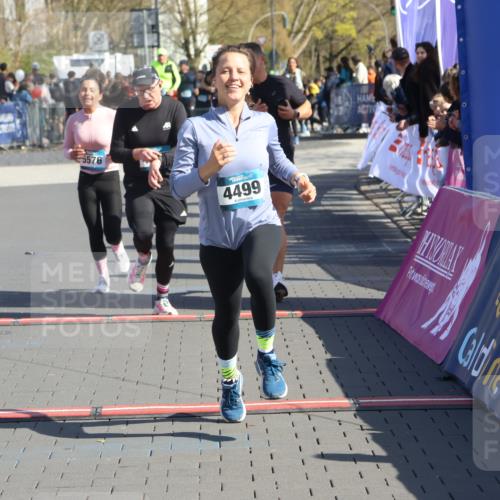 12.04.2026 - 45. Internationalen Wilhelmsburger Insellauf Strokosch-Dieckow http://msf.ph/oto/9463505 12.04.2026 10:53:44 Ziel 5544, 4499, 4277, 2600, 5490, 5576 meine-sportfotos.de