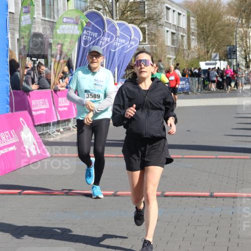 12.04.2026 - 45. Internationalen Wilhelmsburger Insellauf Strokosch-Dieckow http://msf.ph/oto/9463533 12.04.2026 11:12:45 Ziel 2816, 2918, 3589, 2135 meine-sportfotos.de