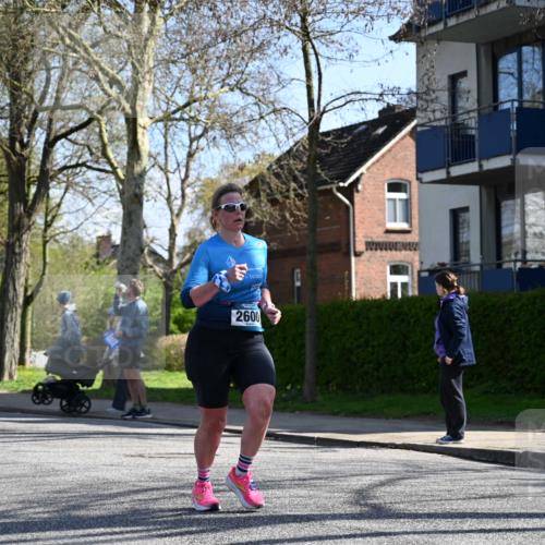 12.04.2026 - 45. Internationalen Wilhelmsburger Insellauf J. Mangold http://msf.ph/oto/9463559 12.04.2026 10:53:15 Ziel 2162, 4943, 4801, 4802, 5544, 4499, 4277, 2600, 5490, 5576, 5614, 4750, 2593, 2834, 2554, 5617, 5650, 5650, 4338, 5406 meine-sportfotos.de
