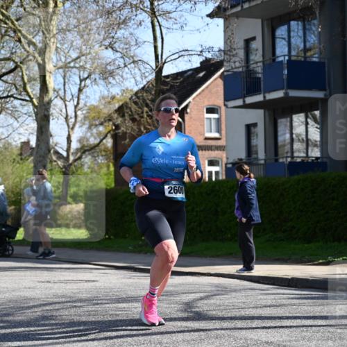 12.04.2026 - 45. Internationalen Wilhelmsburger Insellauf J. Mangold http://msf.ph/oto/9463566 12.04.2026 10:53:15 Ziel 2162, 4943, 4801, 4802, 5544, 4499, 4277, 2600, 5490, 5576, 5614, 4750, 2593, 2834, 2554, 5617, 5650, 5650, 4338, 5406 meine-sportfotos.de