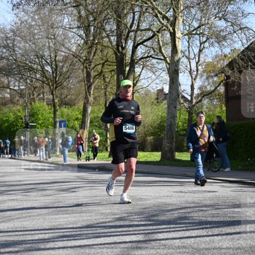 12.04.2026 - 45. Internationalen Wilhelmsburger Insellauf J. Mangold http://msf.ph/oto/9463704 12.04.2026 10:53:44 Ziel 2554, 5617, 5650, 4338, 5406, 2368, 5347, 3399, 2606, 3918, 5740, 2958, 2957, 2895, 3724, 3724, 2399, 3580, 3596, 4131 meine-sportfotos.de
