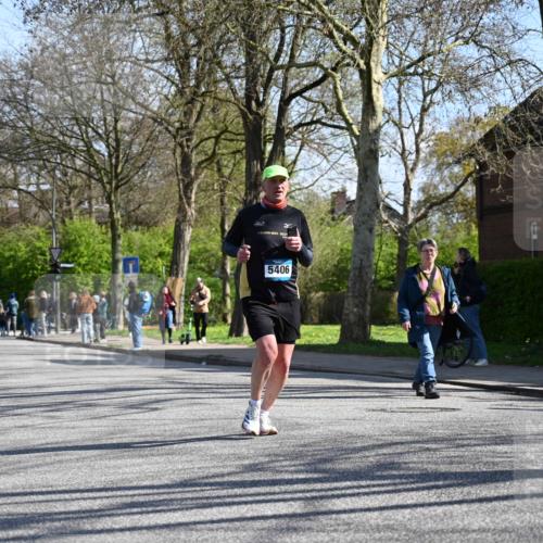12.04.2026 - 45. Internationalen Wilhelmsburger Insellauf J. Mangold http://msf.ph/oto/9463705 12.04.2026 10:53:44 Ziel 2554, 5617, 5650, 4338, 5406, 2368, 5347, 3399, 2606, 3918, 5740, 2958, 2957, 2895, 3724, 3724, 2399, 3580, 3596, 4131 meine-sportfotos.de