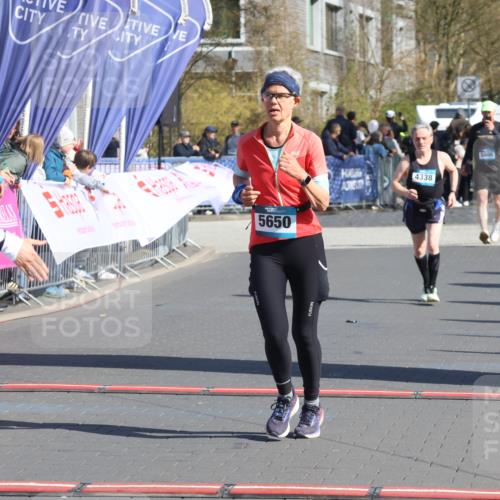 12.04.2026 - 45. Internationalen Wilhelmsburger Insellauf Strokosch-Dieckow http://msf.ph/oto/9463790 12.04.2026 10:54:06 Ziel 5650 meine-sportfotos.de