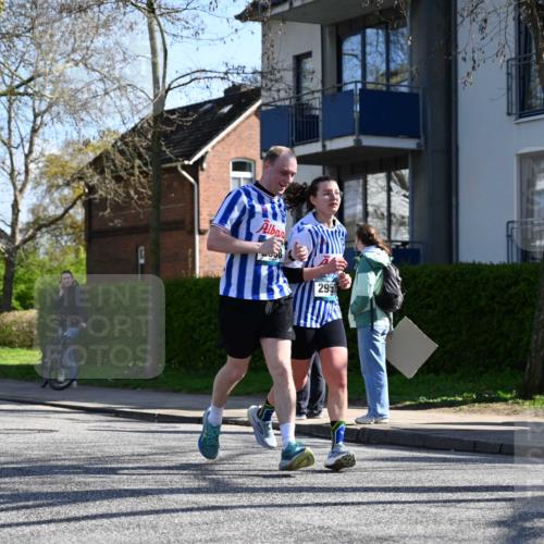 12.04.2026 - 45. Internationalen Wilhelmsburger Insellauf J. Mangold http://msf.ph/oto/9463793 12.04.2026 10:54:00 Ziel 5406, 2368, 5347, 3399, 2606, 3918, 5740, 2958, 2957, 2895, 3724, 2399, 3580, 3596, 4131, 2569, 4389, 4390, 2701 meine-sportfotos.de