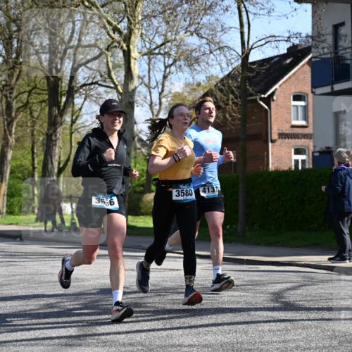 12.04.2026 - 45. Internationalen Wilhelmsburger Insellauf J. Mangold http://msf.ph/oto/9463862 12.04.2026 10:54:17 Ziel 3724, 2399, 3580, 3596, 4131, 2569, 4389, 4390, 2701, 4687, 3818, 4711, 2088, 5660, 5317 meine-sportfotos.de