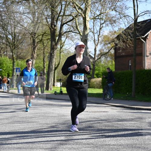 12.04.2026 - 45. Internationalen Wilhelmsburger Insellauf J. Mangold http://msf.ph/oto/9463889 12.04.2026 10:54:25 Ziel 3580, 3596, 4131, 2569, 4389, 4390, 2701, 4687, 3818, 4711, 2088, 5660, 5317, 2821, 2855, 4585, 2324 meine-sportfotos.de