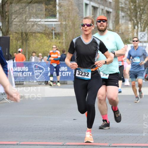 12.04.2026 - 45. Internationalen Wilhelmsburger Insellauf Strokosch-Dieckow http://msf.ph/oto/9463970 12.04.2026 13:15:54 Ziel 4366, 4227, 3232, 2774, 5725 meine-sportfotos.de