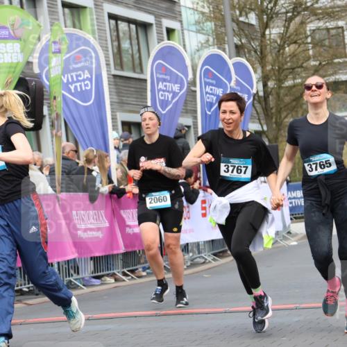 12.04.2026 - 45. Internationalen Wilhelmsburger Insellauf Strokosch-Dieckow http://msf.ph/oto/9464020 12.04.2026 13:15:47 Ziel 3881, 3882, 3767, 3765, 4366 meine-sportfotos.de